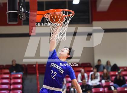 Thumbnail 1 in Lorena vs. Robinson photogallery.