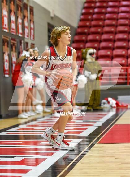 Thumbnail 1 in Lorena vs. Robinson photogallery.