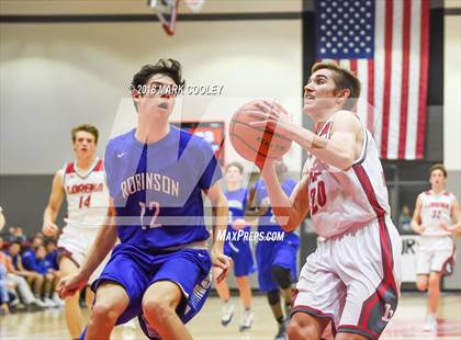 Thumbnail 2 in Lorena vs. Robinson photogallery.