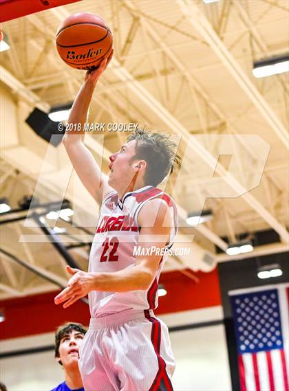 Thumbnail 1 in Lorena vs. Robinson photogallery.