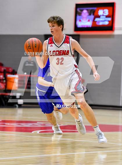 Thumbnail 3 in Lorena vs. Robinson photogallery.
