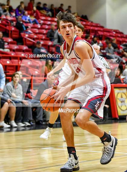 Thumbnail 3 in Lorena vs. Robinson photogallery.