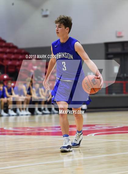 Thumbnail 3 in Lorena vs. Robinson photogallery.