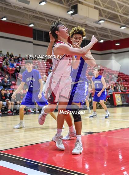 Thumbnail 3 in Lorena vs. Robinson photogallery.