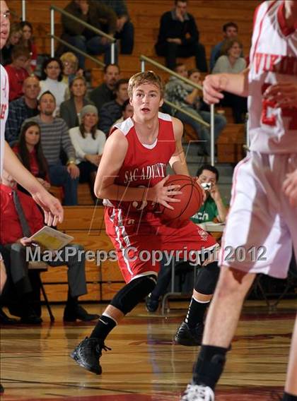 Thumbnail 3 in Sacramento Adventist vs. Victory Christian (CIF SJS D6 Final) photogallery.