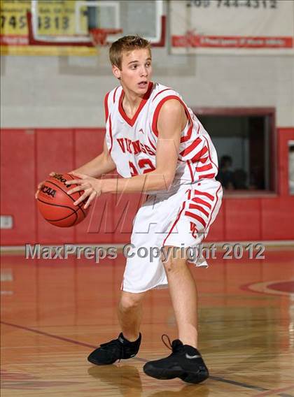 Thumbnail 1 in Sacramento Adventist vs. Victory Christian (CIF SJS D6 Final) photogallery.
