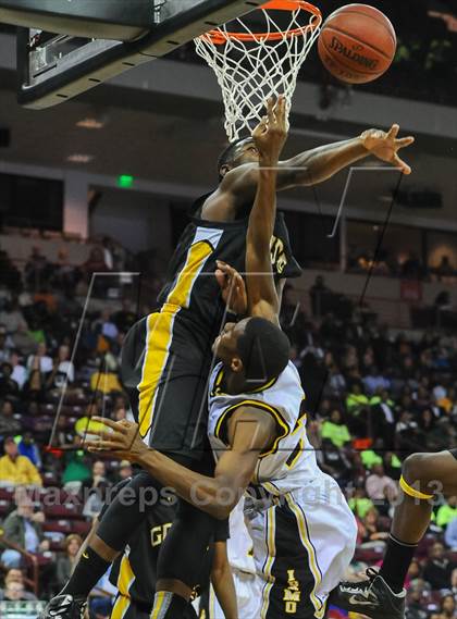 Thumbnail 1 in Irmo vs. Goose Creek (SCHSL 4A Final) photogallery.