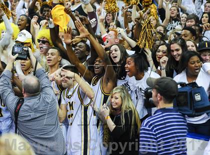 Thumbnail 3 in Irmo vs. Goose Creek (SCHSL 4A Final) photogallery.
