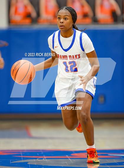 Thumbnail 1 in Grand Oaks vs Oak Ridge photogallery.