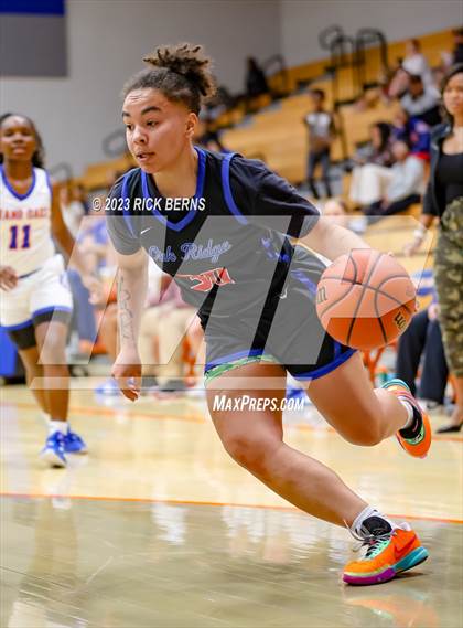 Thumbnail 3 in Grand Oaks vs Oak Ridge photogallery.