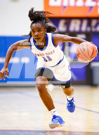 Thumbnail 1 in Grand Oaks vs Oak Ridge photogallery.