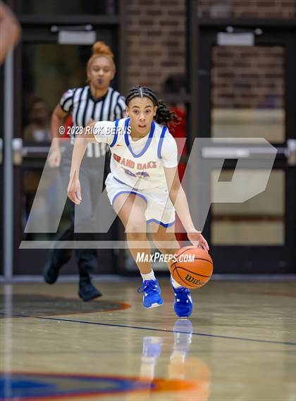 Thumbnail 1 in Grand Oaks vs Oak Ridge photogallery.