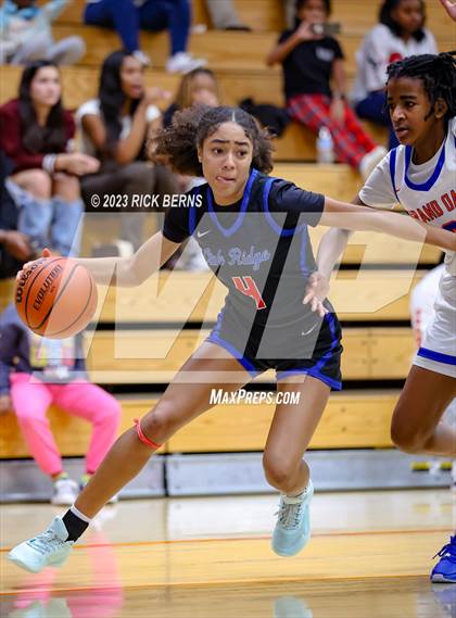 Thumbnail 1 in Grand Oaks vs Oak Ridge photogallery.