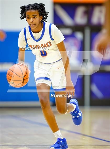 Thumbnail 3 in Grand Oaks vs Oak Ridge photogallery.