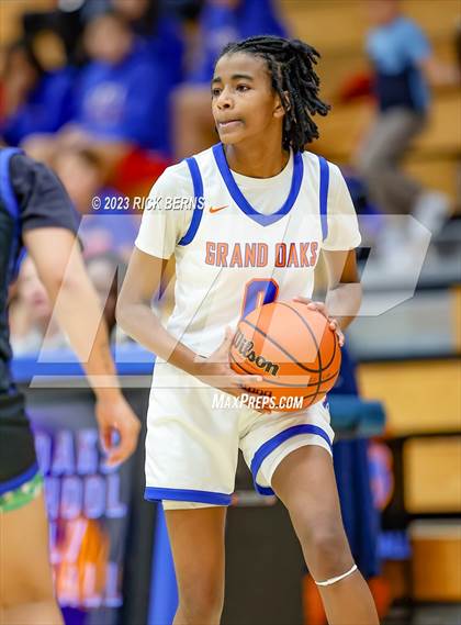 Thumbnail 2 in Grand Oaks vs Oak Ridge photogallery.