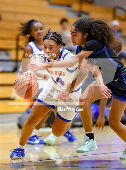 Thumbnail 2 in Grand Oaks vs Oak Ridge photogallery.