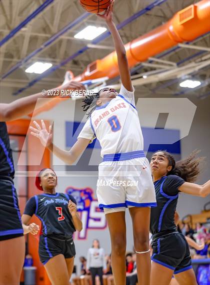 Thumbnail 2 in Grand Oaks vs Oak Ridge photogallery.