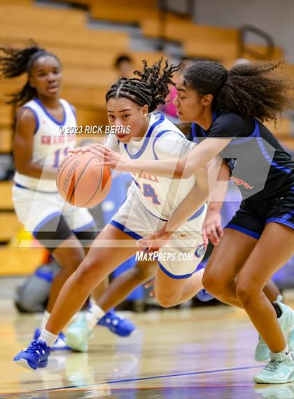 Thumbnail 1 in Grand Oaks vs Oak Ridge photogallery.