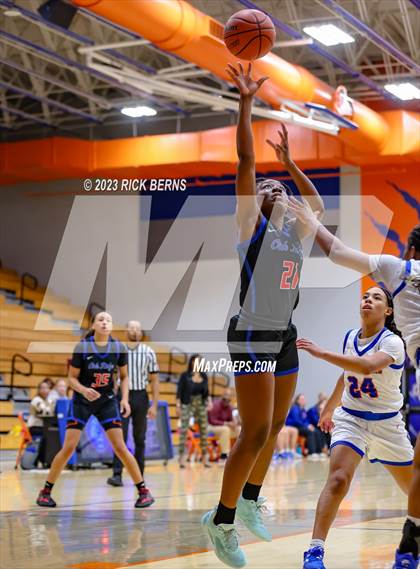 Thumbnail 2 in Grand Oaks vs Oak Ridge photogallery.