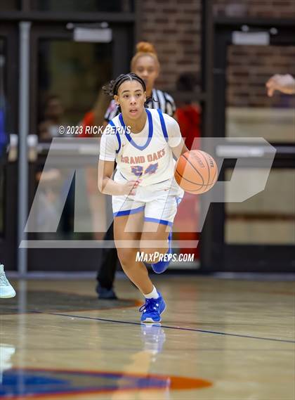 Thumbnail 3 in Grand Oaks vs Oak Ridge photogallery.