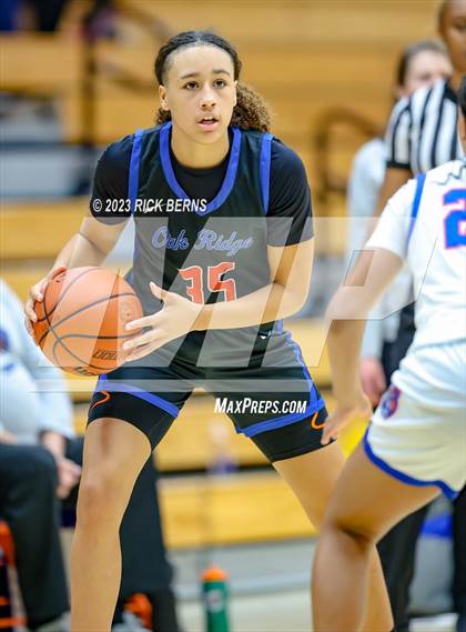 Thumbnail 1 in Grand Oaks vs Oak Ridge photogallery.