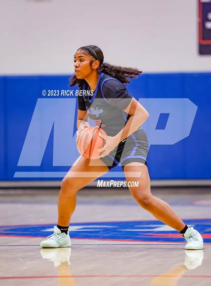 Thumbnail 2 in Grand Oaks vs Oak Ridge photogallery.