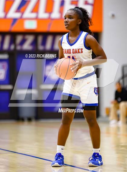 Thumbnail 2 in Grand Oaks vs Oak Ridge photogallery.
