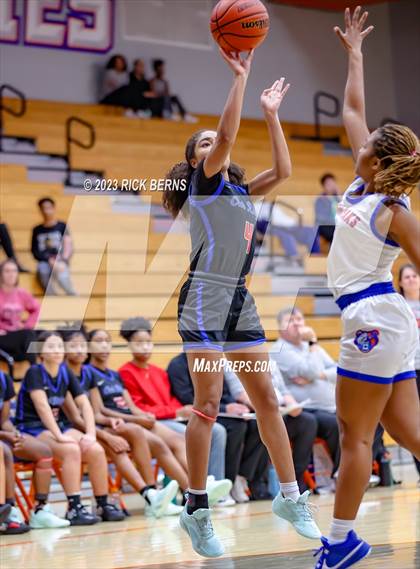 Thumbnail 1 in Grand Oaks vs Oak Ridge photogallery.