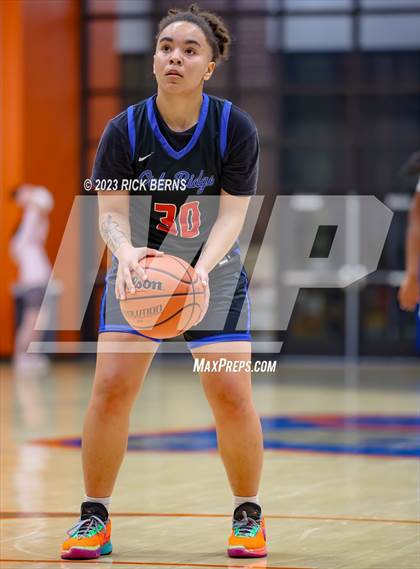 Thumbnail 3 in Grand Oaks vs Oak Ridge photogallery.