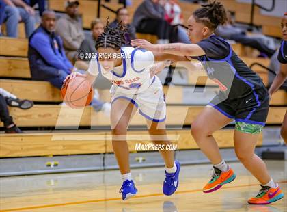 Thumbnail 1 in Grand Oaks vs Oak Ridge photogallery.