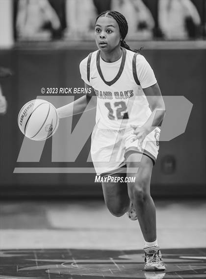 Thumbnail 2 in Grand Oaks vs Oak Ridge photogallery.