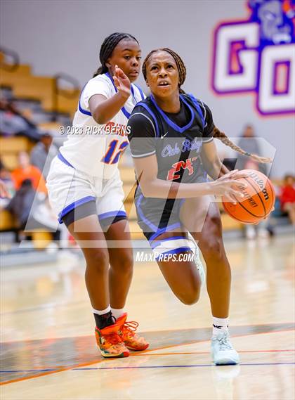 Thumbnail 1 in Grand Oaks vs Oak Ridge photogallery.