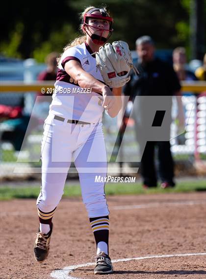 Thumbnail 2 in Girard @ South Range (OHSAA D3 Round 2 Playoff) photogallery.