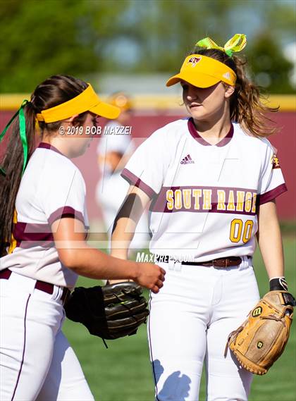 Thumbnail 2 in Girard @ South Range (OHSAA D3 Round 2 Playoff) photogallery.