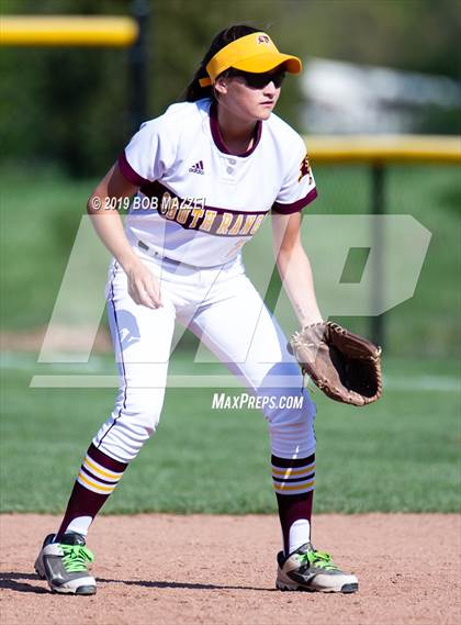 Thumbnail 1 in Girard @ South Range (OHSAA D3 Round 2 Playoff) photogallery.