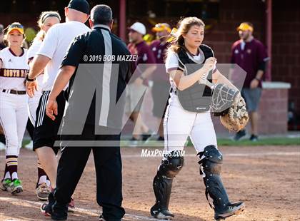 Thumbnail 2 in Girard @ South Range (OHSAA D3 Round 2 Playoff) photogallery.