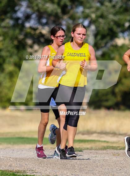 Thumbnail 1 in Weiser Invitational photogallery.