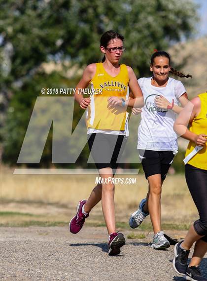 Thumbnail 3 in Weiser Invitational photogallery.