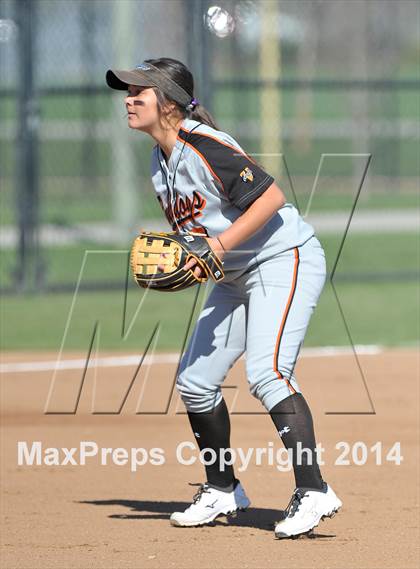 Thumbnail 2 in Vacaville vs. Ponderosa (Victory Pre-Season T.O.C.) photogallery.
