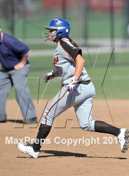 Thumbnail 1 in Vacaville vs. Ponderosa (Victory Pre-Season T.O.C.) photogallery.