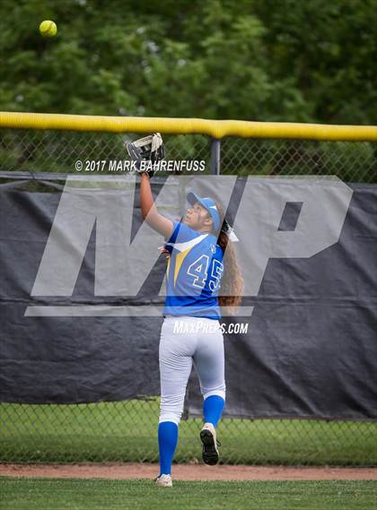 Thumbnail 2 in Napa vs. Del Campo (CIF SJS D2 Final) photogallery.