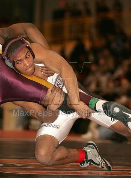 Thumbnail 3 in NYSPHSAA Section I Championships photogallery.