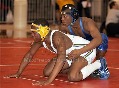Thumbnail 3 in NYSPHSAA Section I Championships photogallery.