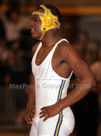 Thumbnail 1 in NYSPHSAA Section I Championships photogallery.