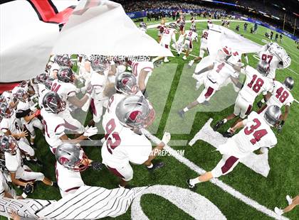 Thumbnail 3 in Acadiana vs. Destrehan (LHSAA Class 5A State Final) photogallery.