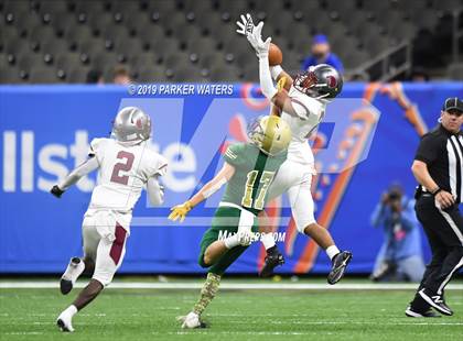 Thumbnail 2 in Acadiana vs. Destrehan (LHSAA Class 5A State Final) photogallery.