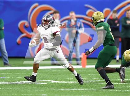 Thumbnail 3 in Acadiana vs. Destrehan (LHSAA Class 5A State Final) photogallery.