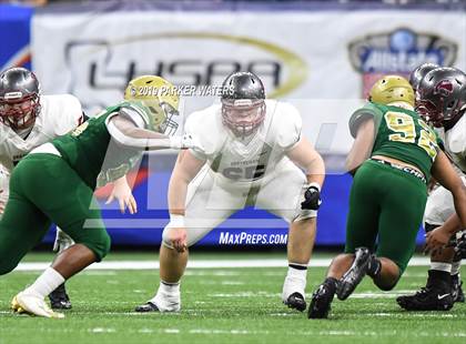 Thumbnail 1 in Acadiana vs. Destrehan (LHSAA Class 5A State Final) photogallery.