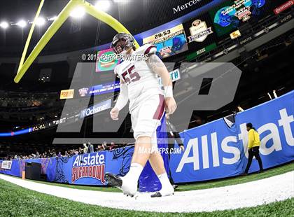 Thumbnail 1 in Acadiana vs. Destrehan (LHSAA Class 5A State Final) photogallery.