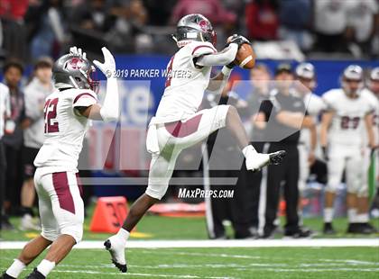 Thumbnail 2 in Acadiana vs. Destrehan (LHSAA Class 5A State Final) photogallery.